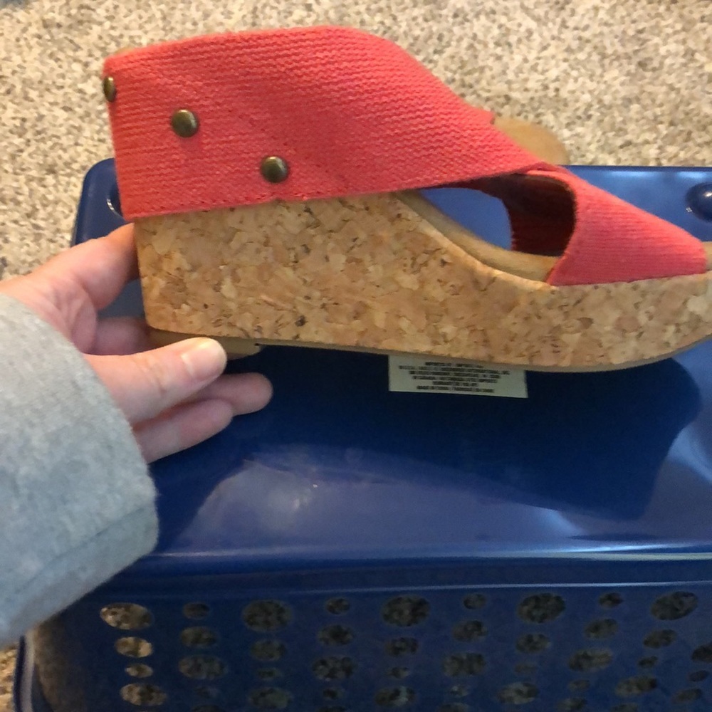 Merona Wedges - Picture 2 of 4